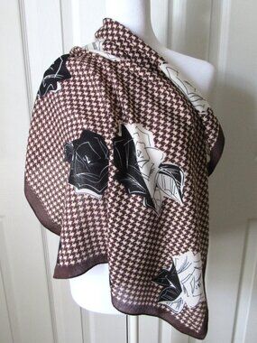Black & White Alternating Rose SCARF Coffee Brown Houndstooth Pattern Casual